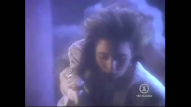 Fiona (Flanagan) - Living In A Boy's World