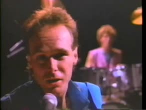 RAVYNS ＂Raised on the radio＂